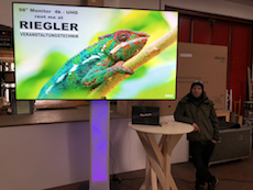 100" Display Verleih