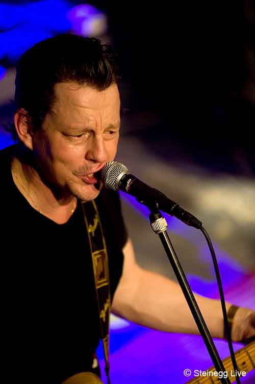 Ian Siegal Band